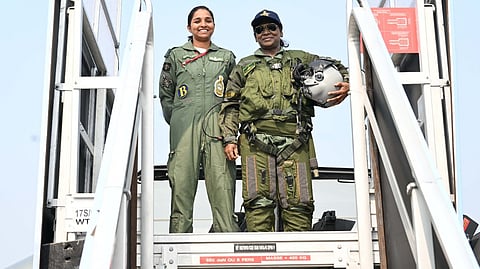 President Murmu’s Rafale moment with IAF pilot 
