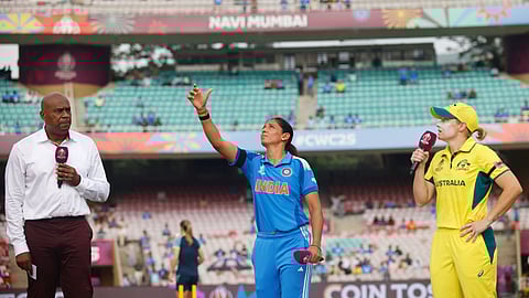 Australia win toss and opt to bat against India