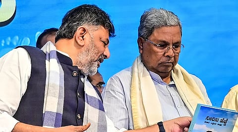 D K Shivakumar, Siddaramaiah