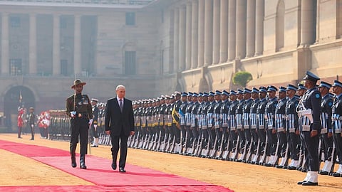 President Vladimir Putin of Russia was accorded a ceremonial welcome and Guard of Honour at the forecourt of Rashtrapati Bhavan.