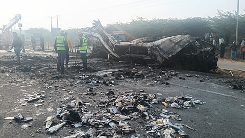 luxury sleeper bus that caught fire