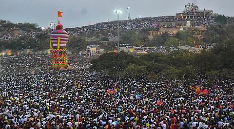 Sea of devotees gather at Koppal’s Gavi Mutt in Karnataka to witness annual chariot festival