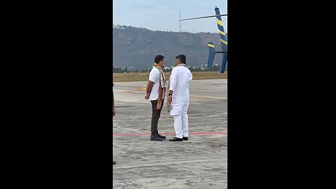 Rahul Gandhi Meets CM Siddaramaiah And DK Shivakumar In Mysuru Amid Karnataka Leadership Changea