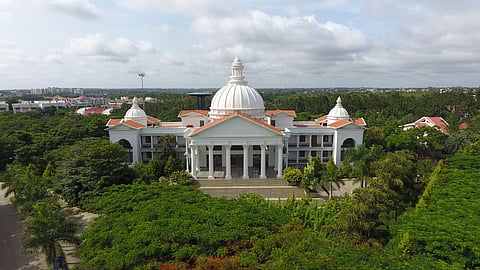 Devi Ahilya University