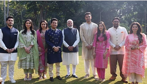 Tendulkar family welcome PM Modi 