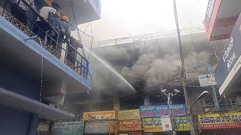 Major Fire Breaks out at Hardware Shop in Kumbarpet