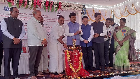 Union Minister Dr. L.Murugan and others