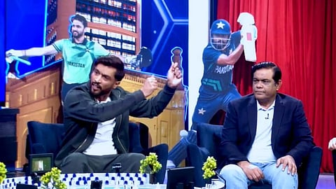 Mohammad Amir and Rashid Latif during a discussion