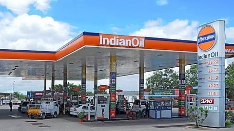 Indian oil Petrol BunK Casual Images