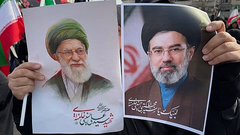 Mojtaba Khamenei-Ayatollah Khamenei