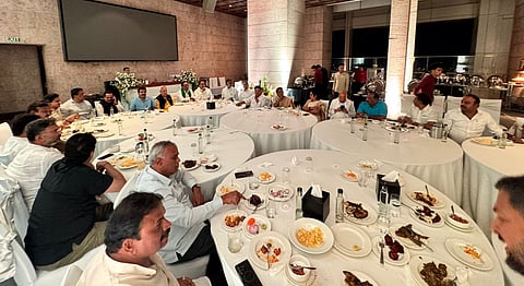  Dinner meeting of Congress legislators 