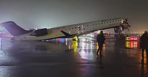Air Canada Express plane
