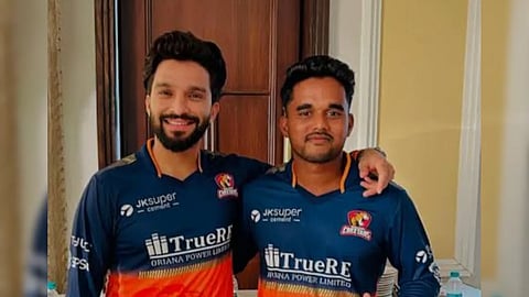 Rajat Patidar - Mangesh Yadav 