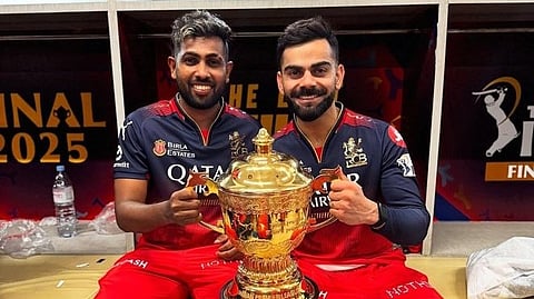 Nuwan Thushara-Virat Kohli
