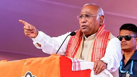 Mallikarjuna Kharge Casual Image