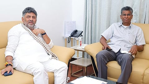 Dk Shivakumar And satish jarkiholi 