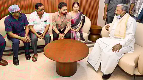 ಆಸ್ಪತ್ರೆಗೆ ಭೇಟಿ ನೀಡಿದ ಸಿಎಂ ಸಿದ್ದರಾಮಯ್ಯ