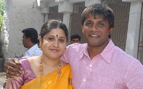 ವಿಜಯ್ ಪತ್ನಿ ನಾಗರತ್ನ