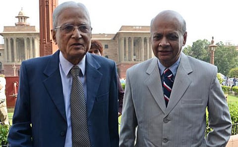 ನ್ಯಾ.ಎಂ.ಬಿ. ಶಾ ಮತ್ತು ನ್ಯಾ ಅರಿಜಿತ್ ಪಸಾಯತ್