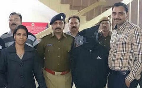 ಉಬರ್ ಕ್ಯಾಬ್ ಚಾಲಕನನ್ನು ವಶಕ್ಕೆ ಪಡೆದ ಪೊಲೀಸರು