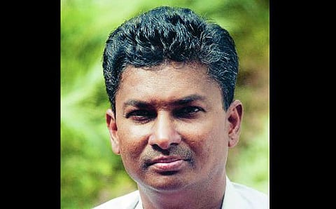 ಅಬಕಾರಿ ಸಚಿವ ಸತೀಶ್ ಜಾರಕಿಹೊಳಿ