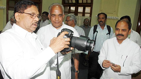 ರಾಜ್ಯ ಗೃಹ ಸಚಿವ ಡಾ.ಜಿ ಪರಮೇಶ್ವರ (ಸಂಗ್ರಹ ಚಿತ್ರ)