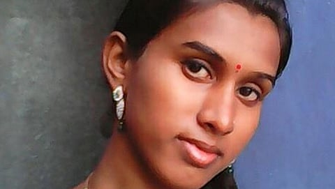 ತೃತೀಯ ಲಿಂಗಿ  ಕೆ.ಪ್ರತಿಕಾ ಯಶಿನಿ