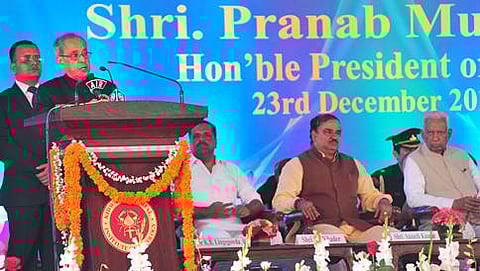 ವ್ಯಕ್ತಿತ್ವ ರೂಪವೇ ಶಿಕ್ಷಣದ ಗುರಿ: ರಾಷ್ಟ್ರಪತಿ ಪ್ರಣಬ್ ಮುಖರ್ಜಿ (ಫೋಟೋ ಕೃಪೆ: ಕೆಪಿಎನ್)