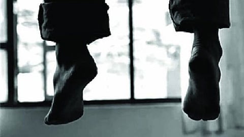 ಆತ್ಮಹತ್ಯೆ (ಸಾಂದರ್ಭಿಕ ಚಿತ್ರ)