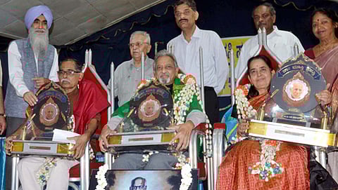 `ಮಾಸ್ತಿ ಪ್ರಶಸ್ತಿ'ಪ್ರದಾನ (ಕೃಪೆ: ಕೆಪಿಎನ್ )