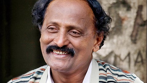 ಲೇಖಕ ಕು.ವೀರಭದ್ರಪ್ಪ