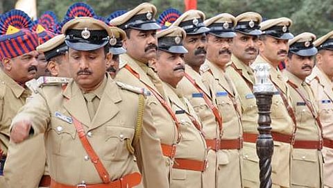 68  ಇನ್ಸ್ ಪೆಕ್ಟರ್ ಗಳಿಗೆ ಡಿವೈಎಸ್ಪಿ/ ಎಸಿಪಿ ಹುದ್ದೆಗೆ ಮುಂಬಡ್ತಿ ನೀಡಿ  ಸ್ಥಳ  ನಿಯುಕ್ತಿಗೊಳಿಸಿರುವ  ರಾಜ್ಯ ಸರ್ಕಾರ
