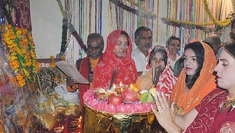 ವಲಸಿಗ ಹಿಂದುಗಳು(ಸಂಗ್ರಹ ಚಿತ್ರ)