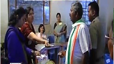 ಕಾಂಗ್ರೆಸ್ ಅಭ್ಯರ್ಥಿಯಿಂದ ದುಂಡಾ ವರ್ತನೆ ಆರೋಪ