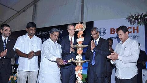 ಎರಡು ವರ್ಷಗಳ ಹಿಂದೆ ಬೋಸ್ಚ್ ಘಟಕದ ಶಂಕುಸ್ಥಾಪನೆ ಕಾರ್ಯಕ್ರಮದಲ್ಲಿ ಮುಖ್ಯಮಂತ್ರಿ ಸಿದ್ಧರಾಮಯ್ಯ