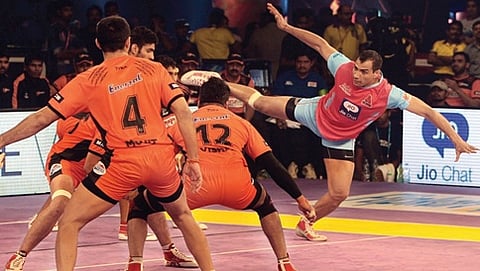 ಪ್ರೊ ಕಬಡ್ಡಿ: ಜಯದ ಹಾದಿಗೆ ಮರಳಿದ ಹಾಲಿ ಚಾಂಪಿಯನ್ಸ್ ಜೈಪುರ ಪಿಂಕ್ ಪ್ಯಾಂಥರ್ಸ್