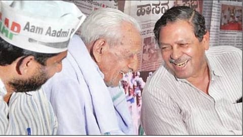 ಆಮ್ ಆದ್ಮಿ ಪಕ್ಷದ ಲಂಚಮುಕ್ತ ಕರ್ನಾಟಕ ಕಾರ್ಯಕ್ರಮದಲ್ಲಿ  ಸ್ವಾತಂತ್ರ್ಯ ಹೋರಾಟಗಾರ ಹೆಚ್ಎಸ್ ದೊರೆಸ್ವಾಮಿ