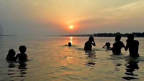 ಮಾಘಸ್ನಾನ (ಸಾಂಕೇತಿಕ ಚಿತ್ರ)