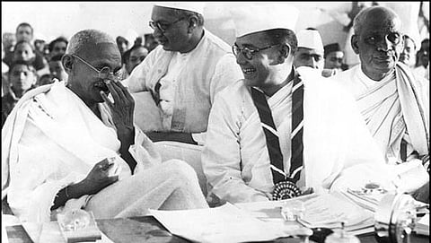 ನೇತಾಜಿ ಸುಭಾಷ್ ಚಂದ್ರ ಬೋಸ್ ಮತ್ತು ಮಹಾತ್ಮ ಗಾಂಧಿ (ಸಂಗ್ರಹ ಚಿತ್ರ)