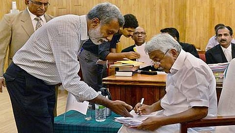 ತನಿಖಾ ಆಯೋಗದ ಮುಂದೆ ಮುಖ್ಯಮಂತ್ರ ಊಮನ್ ಚಾಂಡಿ ವಿಚಾರಣೆ