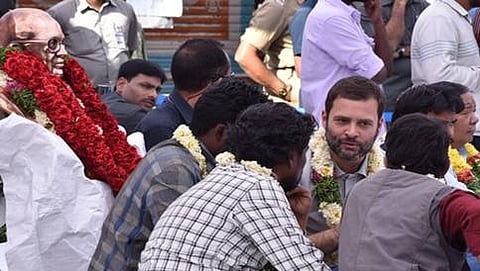 ವಿದ್ಯಾರ್ಥಿಗಳ ಪ್ರತಿಭಟನೆಯಲ್ಲಿ ಪಾಲ್ಗೊಂಡ ರಾಹುಲ್ ಗಾಂಧಿ