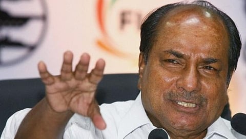 ಮಾಜಿ ಭದ್ರತಾ ಸಚಿವ ಎ ಕೆ ಆಂಟನಿ