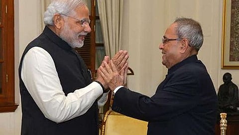 ನರೇಂದ್ರ ಮೋದಿ-ಪ್ರಣಬ್ ಮುಖರ್ಜಿ (ಸಂಗ್ರಹ ಚಿತ್ರ)