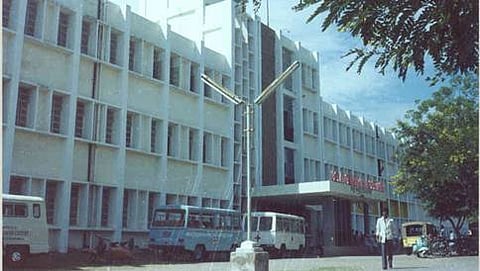 ಜಿಲ್ಲಾ ಆಸ್ಪತ್ರೆ