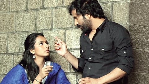 'ಬ್ಯೂಟಿಫುಲ್ ಮನಸುಗಳು' ಚಿತ್ರದಲ್ಲಿ ಶೃತಿ ಹರಿಹರನ್ ಮತ್ತು ನೀನಾಸಮ್ ಸತೀಶ್