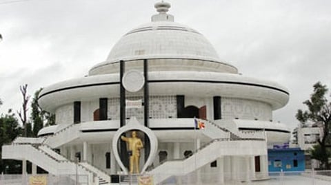 ಮಾಹೌನಲ್ಲಿ ಅಂಬೇಡ್ಕರ್ ಸ್ಮಾರಕ ಭವನ