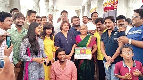 'ಉಪ್ಪು ಹುಳಿ ಖಾರ' ಸಿನೆಮಾಗೆ ಕ್ಲ್ಯಾಪ್ ಮಾಡಿದ ಲೇಖಕಿ ಸುಧಾ ಮೂರ್ತಿ