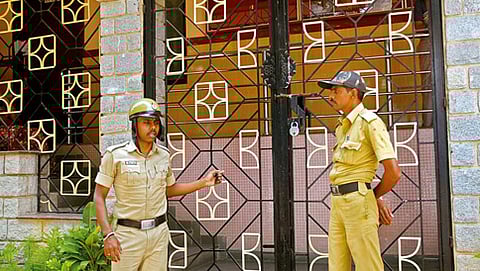 ಖಾಸಗಿ ಕಾಲೇಜುಗಳ ಮೇಲೆ ಸಿಐಡಿ ದಾಳಿ (ಸಂಗ್ರಹ ಚಿತ್ರ)