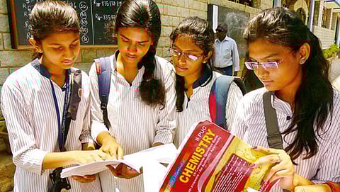 ಪಿಯು ಪ್ರಶ್ನೆ ಪತ್ರಿಕೆ ಸೋರಿಕೆ ಪ್ರಕರಣ (ಸಂಗ್ರಹ ಚಿತ್ರ)