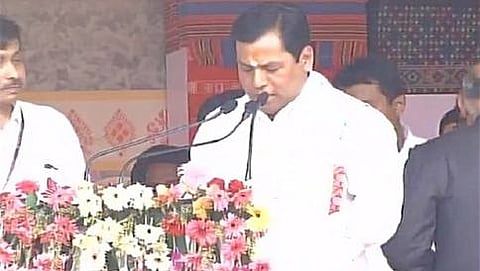 ಅಸ್ಸಾಂ ಮುಖ್ಯಮಂತ್ರಿಯಾಗಿ ಪ್ರಮಾಣ ವಚನ ಸ್ವೀಕರಿಸಿದ ಸರ್ಬಾನಂದ ಸೊನೊವಾಲ್